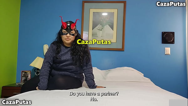 Chubby VIRGIN gives her virginity to a stranger in a fake casting