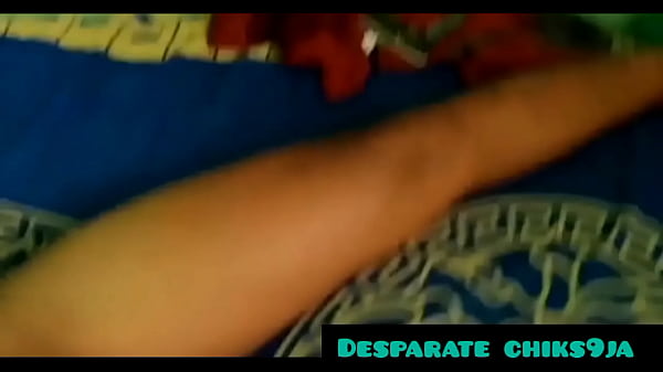 The black hand looking for the pussy to fingers