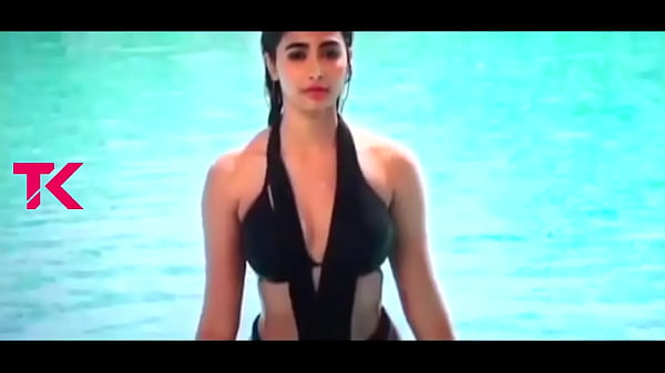 Pooja hegde bikini scene in Dj-Duvvada-Jagannadham