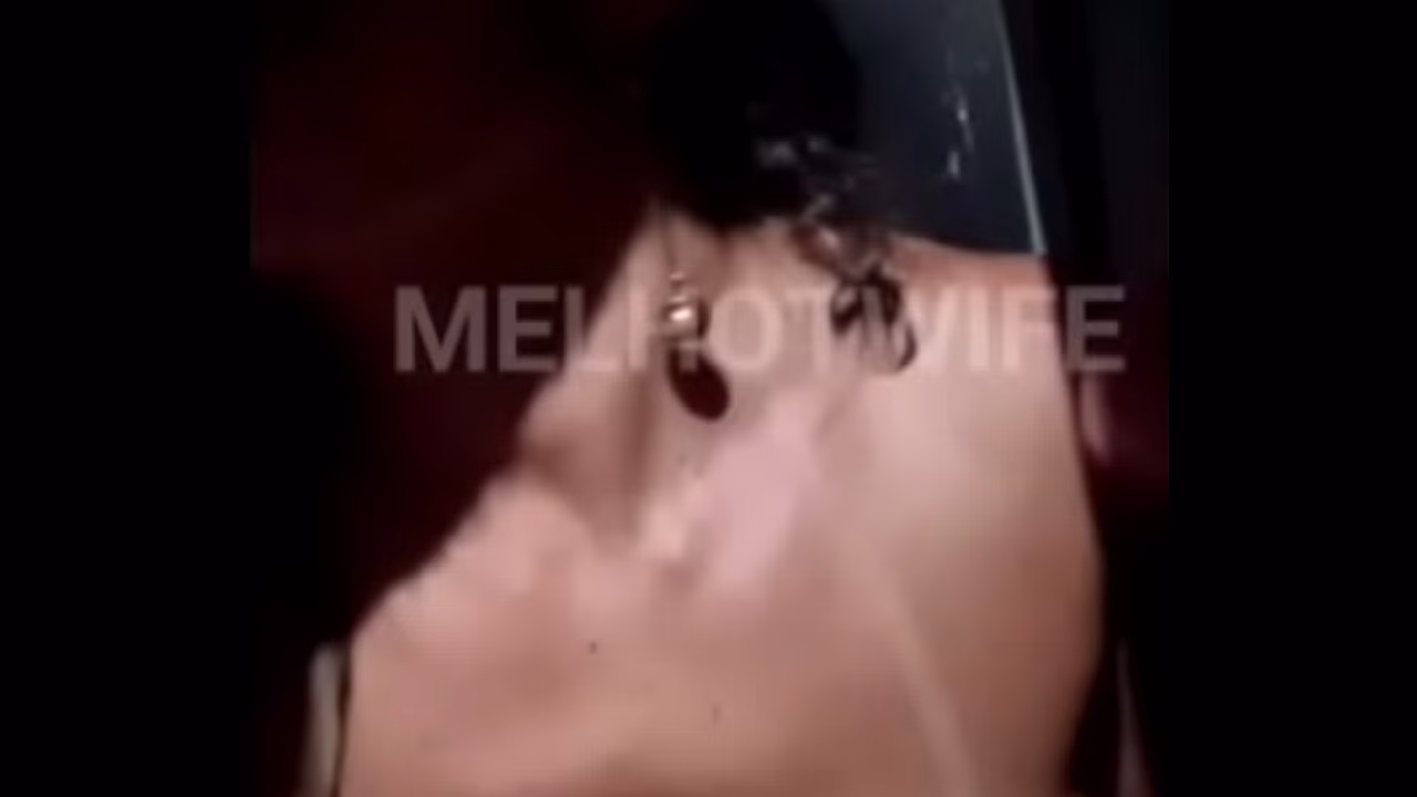 Alterné entre chuparle la polla y besar a mi marido hasta que me llenó la boca de semen.
                      blonde sexy amateur homemade wife naked dirty whore housewife brazil hotwife dirty talk cuckold real orgasm cuckold humiliation muchos negros