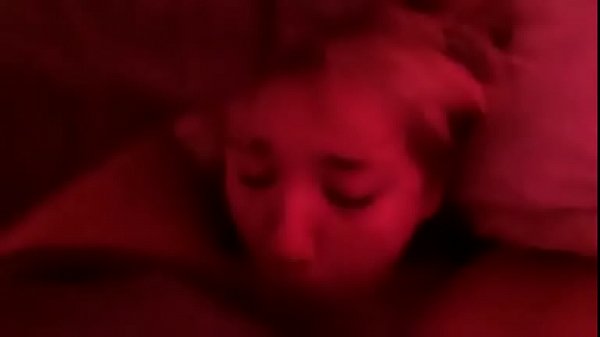 Suckpig Doing Her Job Sufficiently