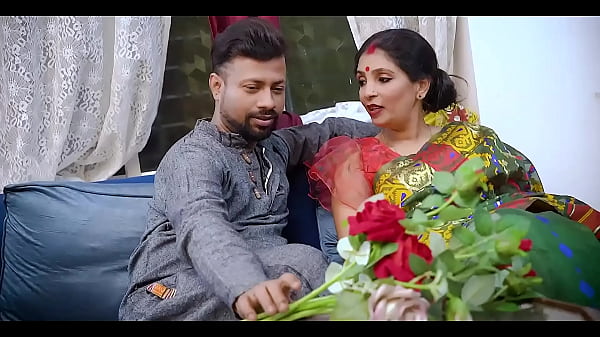 Desi Indian Newly Married Wife Pussy Fucking Se...