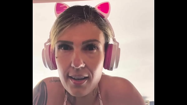 My wet pussy at the gym