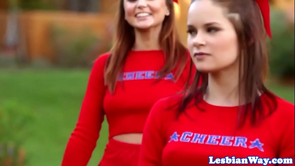 Les cheerleaders fourway fun after pratice