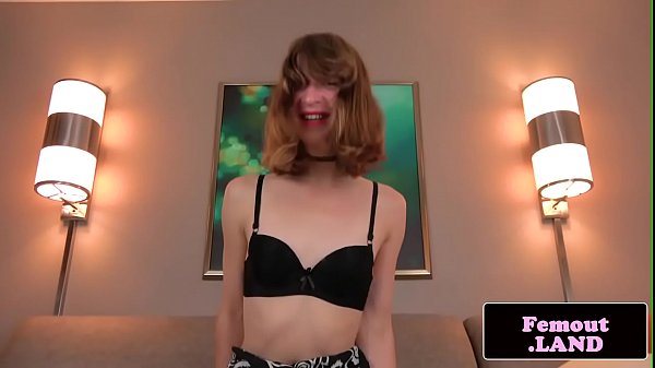 Asstoying shemale jerking her cock nicely