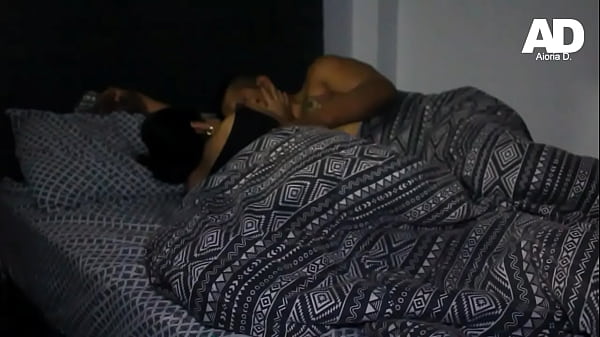 Download Video - Madrastra y Hijastro comparten una habitacion de hotel&period;&period;&period; "No le cuentes nada de esto a tu Pap&aacute;&comma; Ok"