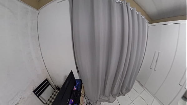 Housewife Pays Technician With Her Ass While Husband Is Away