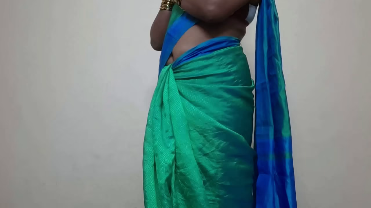 Tamil wife has affair with husband friend