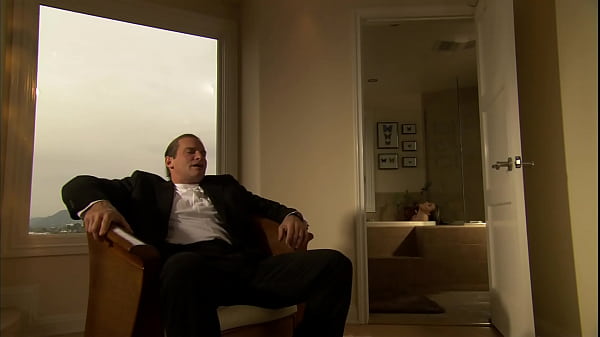 A morena rabuda venho me mostrar o novo biquine n&atilde;o aguentei e meti a rola naquele bucet&atilde;o