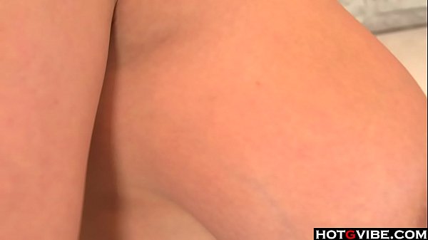 Large breast hottie fingering her pussy