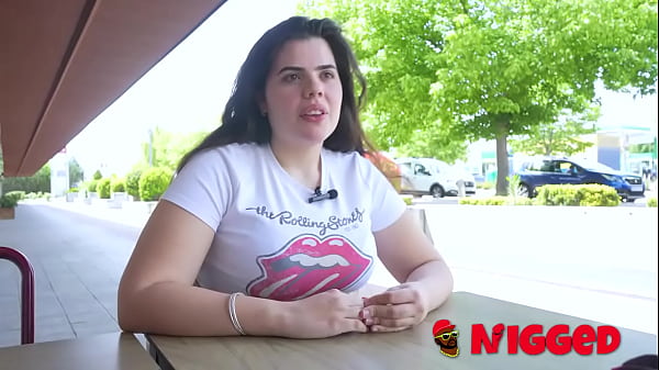 Download Video - A little something for BIG TITTED Alma&period;&period;&period; That something's a GIANT BLACK DONG&excl;