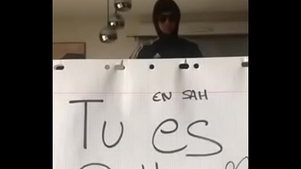 thumb same