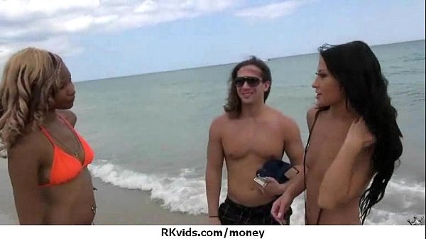 Amateur Chick Takes Money For A Fuck 6