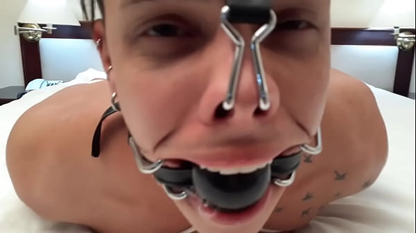 Henrique in bondage from BondageMan&reg;