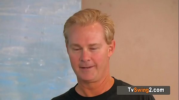 Swingers are showing their hot naked bodies at ...