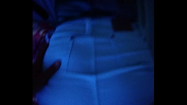 Download Video - Crentinha de saia azul piscina e o pauzudo &sol; Privacy&colon; Crentinha pauzudo