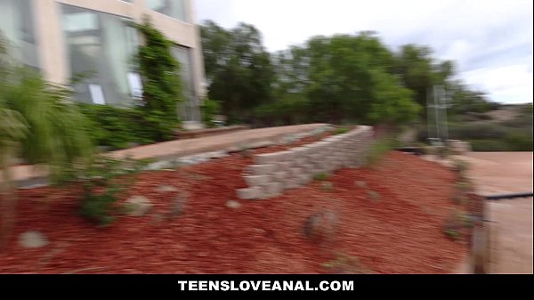 TeensLoveAnal - Prankwar with Boyfriend Turns Into Anal (Zelda Morrison)
