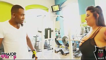 New Year's Cardio Turns Into All-Night BBC Session For Sofia!