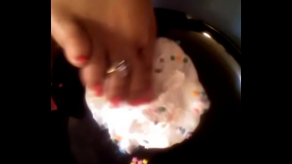 thumb whipped cream