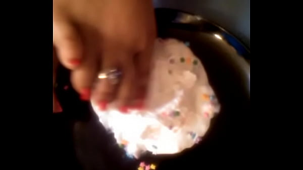 thumb whipped cream