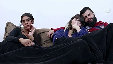 Download Video - Meu marido e minha amiga trans foderam bem gostoso achando que eu n&atilde;o estava vendo&period; E eu como uma boa corninha gozei assistindo&comma; ser&aacute; que conto para eles&quest;