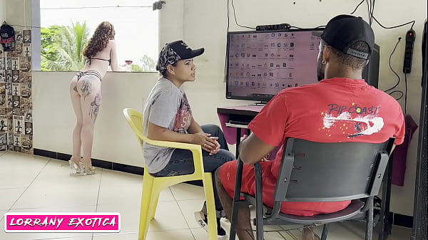 Download Video - MEU MARIDO MAIS UMA VEZ REALIZANDO MEUS DESEJOS DE MULHER SAFADA E MIM DEIXOU SOZINHA EM CASA COM O AMIGO ROLUDO E EU NEM PEDIR TEMPO E J&Aacute; FUI LOGO MIM DAR TODINHA PRA ELE&comma;ELIANE FURACAO MARCIO BAIANO