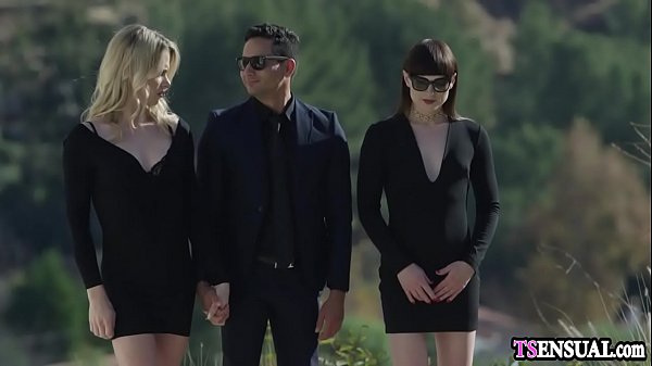 Download Video - Horny slender stepmom shemale needs to be hard fucked