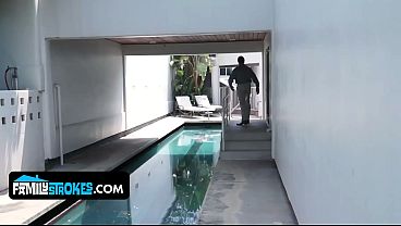 Natural Titted Blonde Stepdaughter Iggy Amore Seduces And Rides Her Stepdaddy