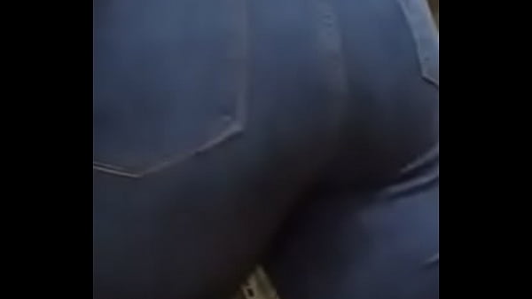 Proof julie from converse college got that big booty!!