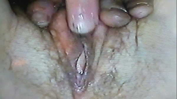 Amature orgasm contractions
