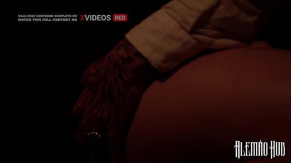 Censored scene worthy of Peaky Blinders, making fun of the Orange Girl like in a forbidden period film