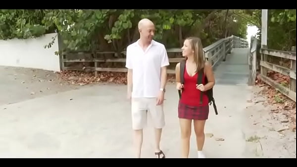 18 Year-Old Sasha Hall Gets Her Twat Cream-Fill...