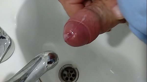Me la casco en el baño del trabajo