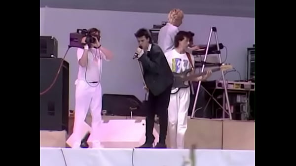 Paul Young - Everytime You Go Away - Live 1985