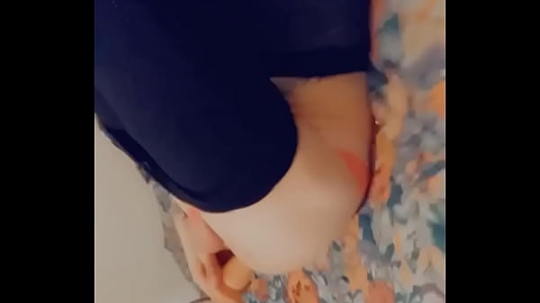 Yoga Whore Wants To Get Fucked In Her Leggings