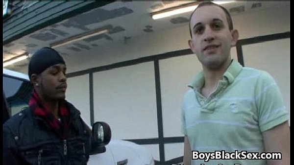 Black Muscular Gay Dude Fuck Anally White Twink...