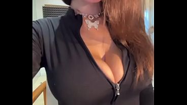 Stepmom showed me her nipples