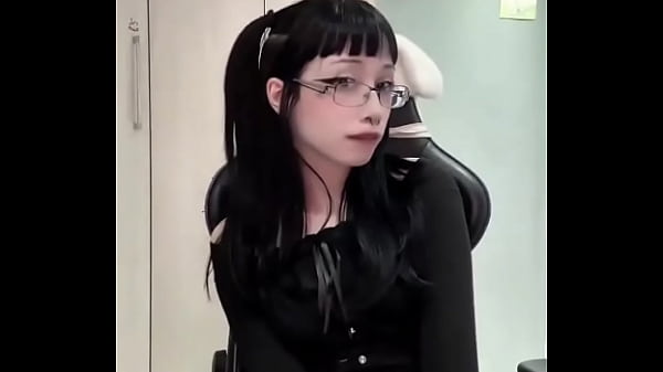 Nem parece que gosta de cuspida na cara