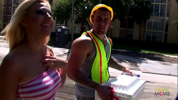 Construction worker gets picked up by a lonely milf that is in need of dick