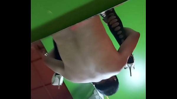 Un fan pingon no resistio en cacharme pronto