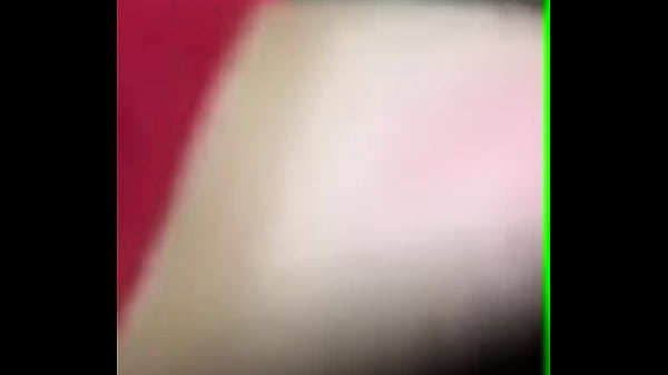 thumb blonde