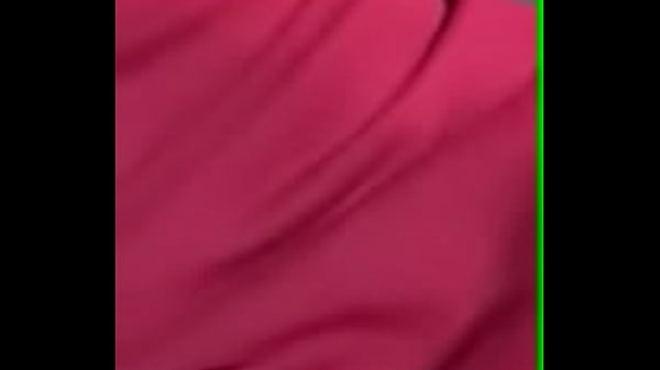 thumb blonde