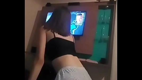 thumb dud dancing