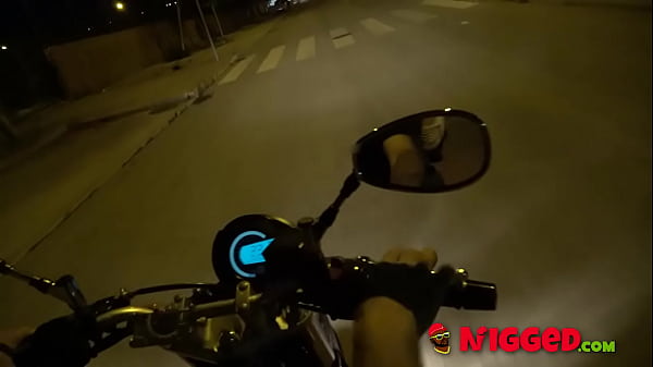 2 dudes pick up a girl in the middle of the street and fuck her!!!