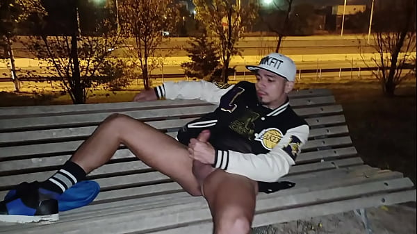 Download Video - I JERK OFF AND CUM IN A PARK IN MADRID&excl;&excl;&excl;&excl;