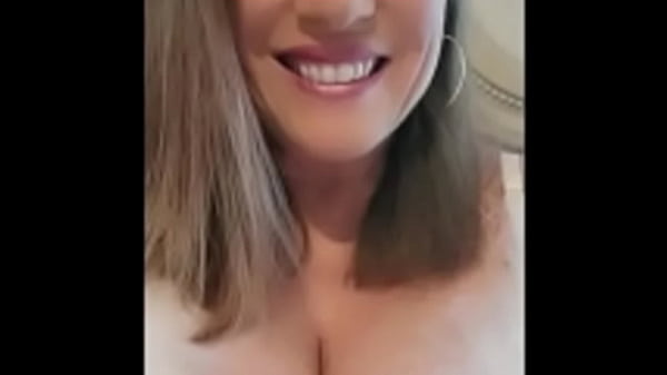 MILF Nikki In Sexy White Lingerie Masturbating