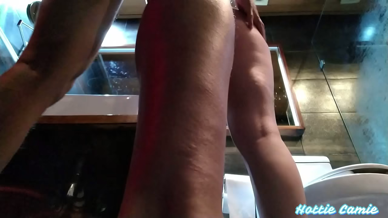 a mi esposa se la coge su jefe en un viaje de trabajo (camara escondida)