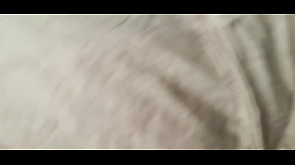 Download Video - escansa mi hermanastro le pido que me entre a verga&comma; porque llega tarde a casa &period;y el no quiere que se entedere mi padre&comma; terminamos en un buen culeo