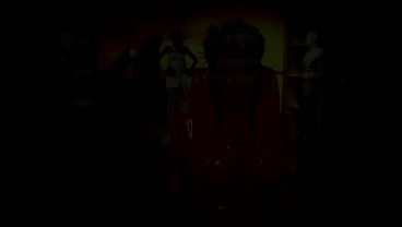 These two dark skinned island whores let these guys fuck them in the ass and then double...