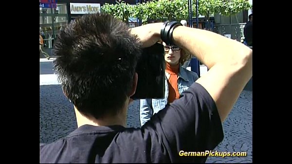German gets strong outdoor fuck